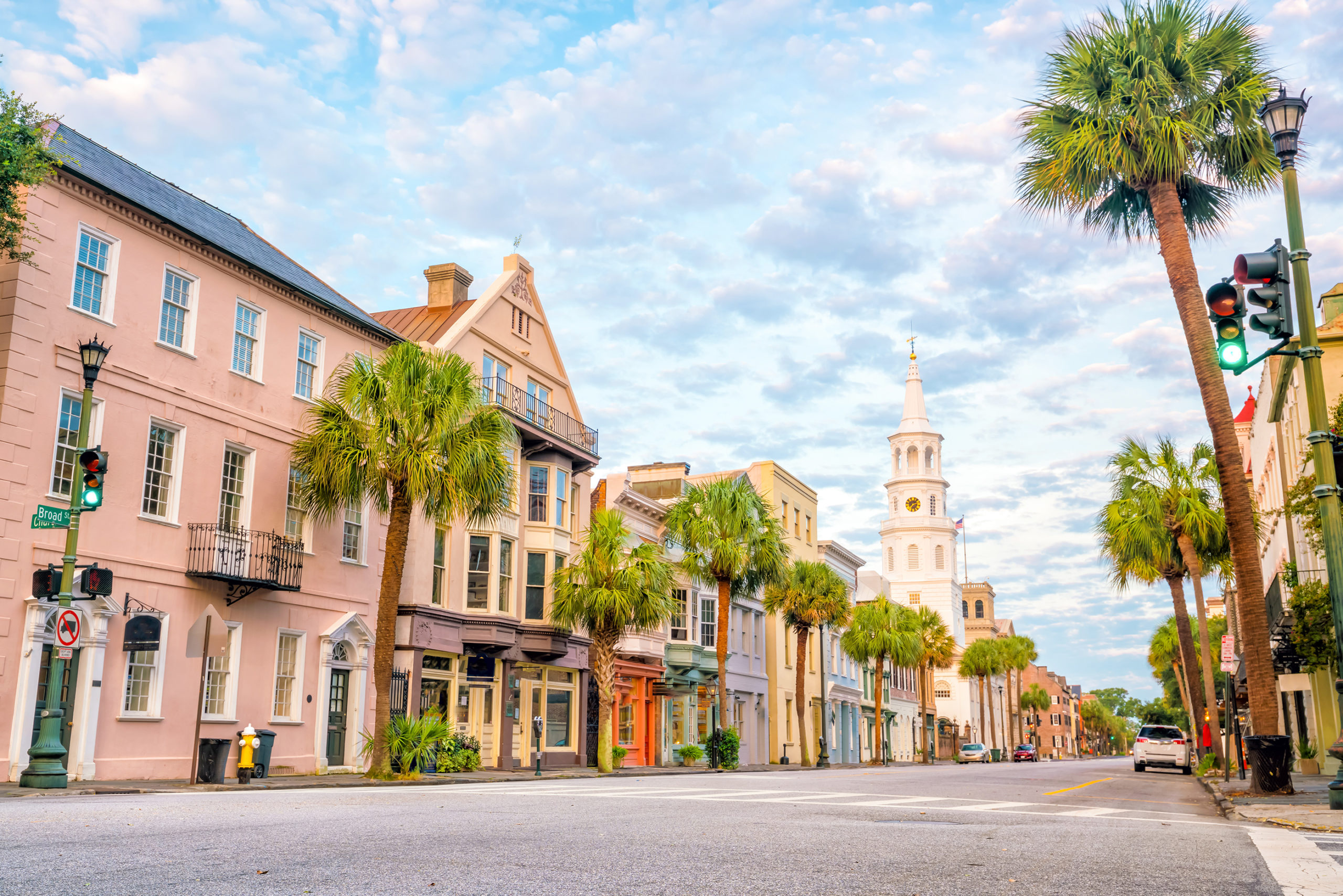 How Far Is Charleston from the Beach? Planning the Perfect Getaway Weekend